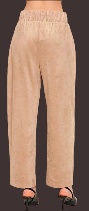 Nika Pant